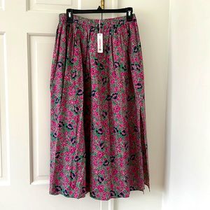 Sundry Ditsy Floral Skirt Sz 2 (Medium) NWT